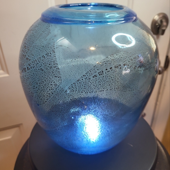 Art Glass Bowl Vase Dichroic Gold and Silver Signed 9" - Picture 3 of 11